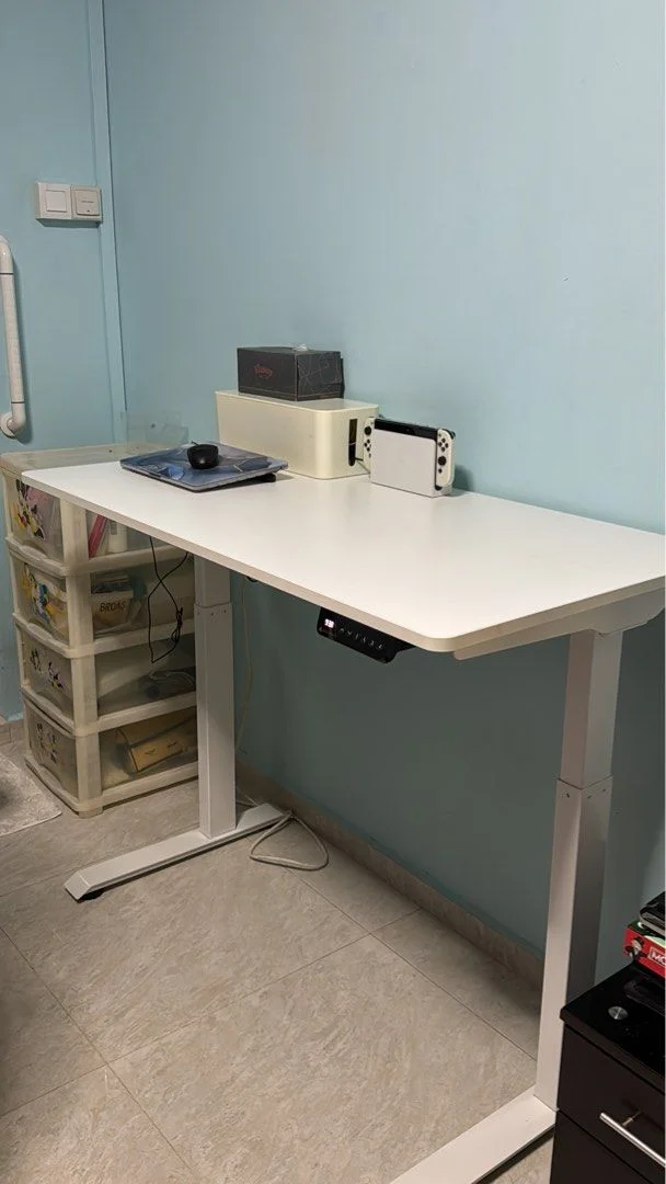 Adjustable Height Electric Table - Tamco - Office furniture supplier