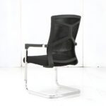 Ergonomic mesh office visitor seat - Image 3