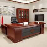 2 meters L-fashioned executive desk