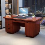 1400mm (55 inch) executive office desk