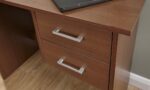 Office desk with lockable drawers - Image 5
