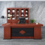 1.6 meters executive office table - Image 2