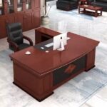 1.6 meters red-mahogany executive desk - Image 2