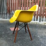 Bistro modern eames plastic seat - Image 4