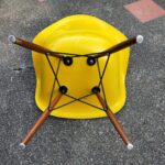 Bistro modern eames plastic seat - Image 3