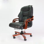 Director's executive office seat - Image 2
