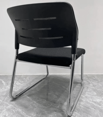 Modern Office Training Chair with padded seat, contoured backrest, and adjustable seat height for comfort and support.